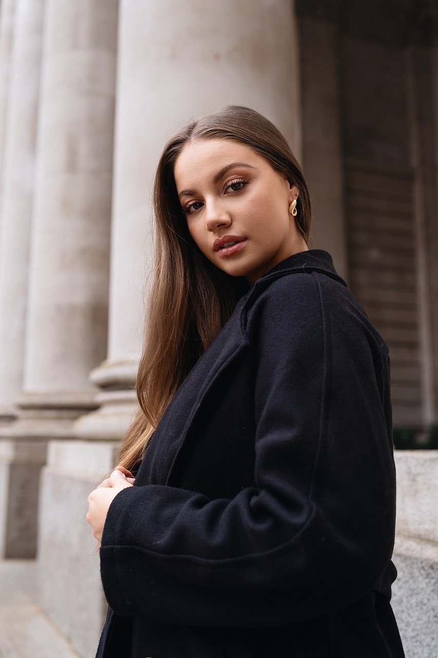 Crafting Captivating Headlines: Your awesome post title goes here fashion, editorial photography, urban style, city fashion, modern portrait, street aesthetic, high-end fashion, bold statement, trendsetting look, contemporary elegance, casual sophistication, edgy style, architectural background, street-inspired, fashion-forward, dynamic pose, effortless chic, metropolitan vibe, artistic direction, minimalist fashion